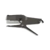 Grapadora de escritorio negra metálica Bostitch B8 con diseño ergonómico y recubrimiento de esmalte.